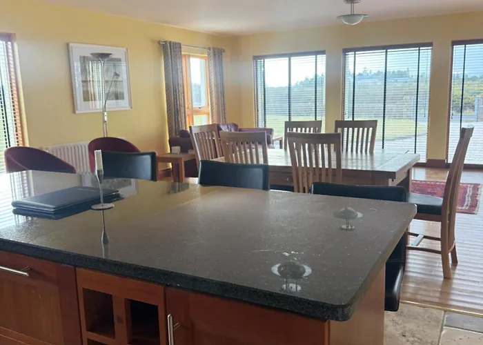 Errarooney-more House Hébergement de vacances *